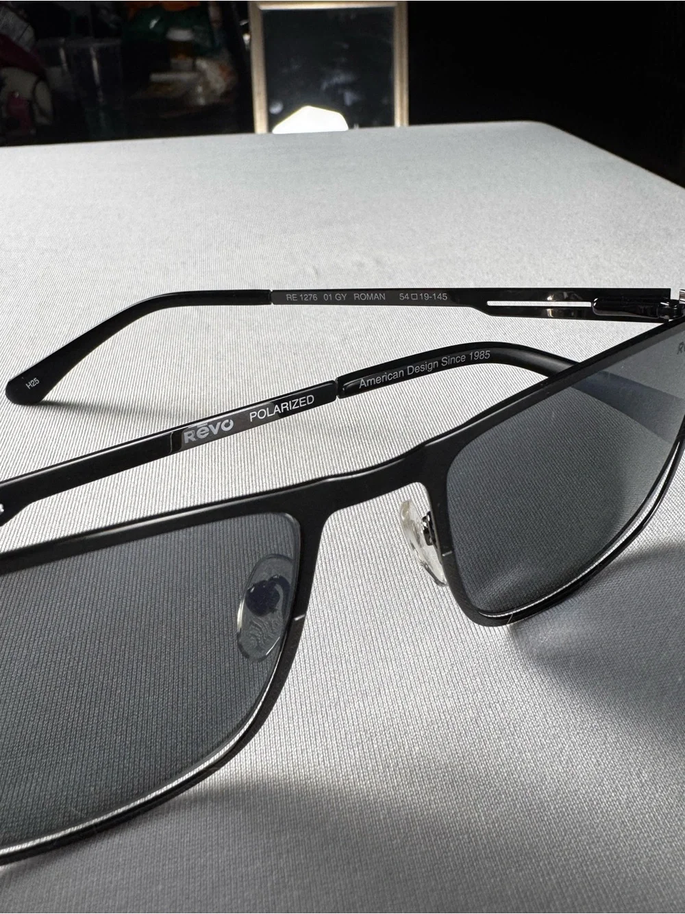 NEW! REVO Roman RE 1276 01 gy Polarized Wayfarer Black/Black Frame & Lens Sleek